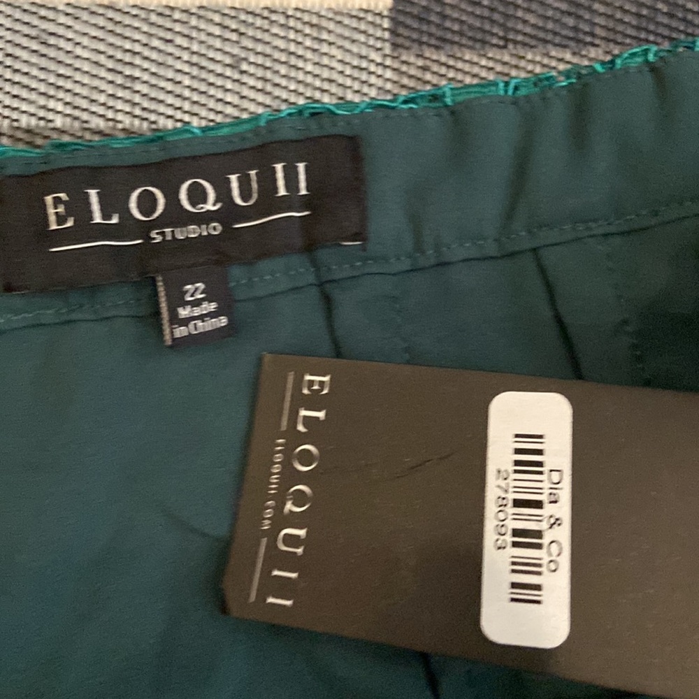 Skirt - Picture 3 of 4